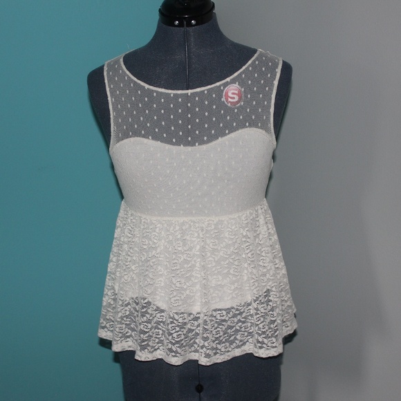 Forever 21 Cute Lace Tank Top - Picture 4 of 6